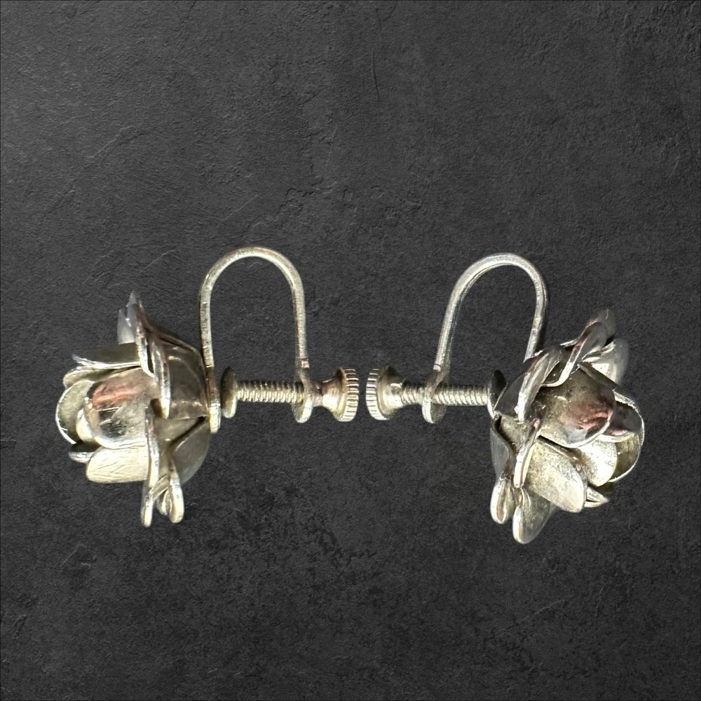 Unmarked Rose Flower Earrings Silver Tone Vintage Screw Back 3D - Picture 6 of 7